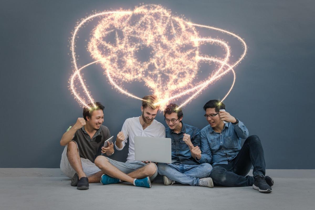 Polyamory and Open Relationships: Debunking Myths and Misconceptions
